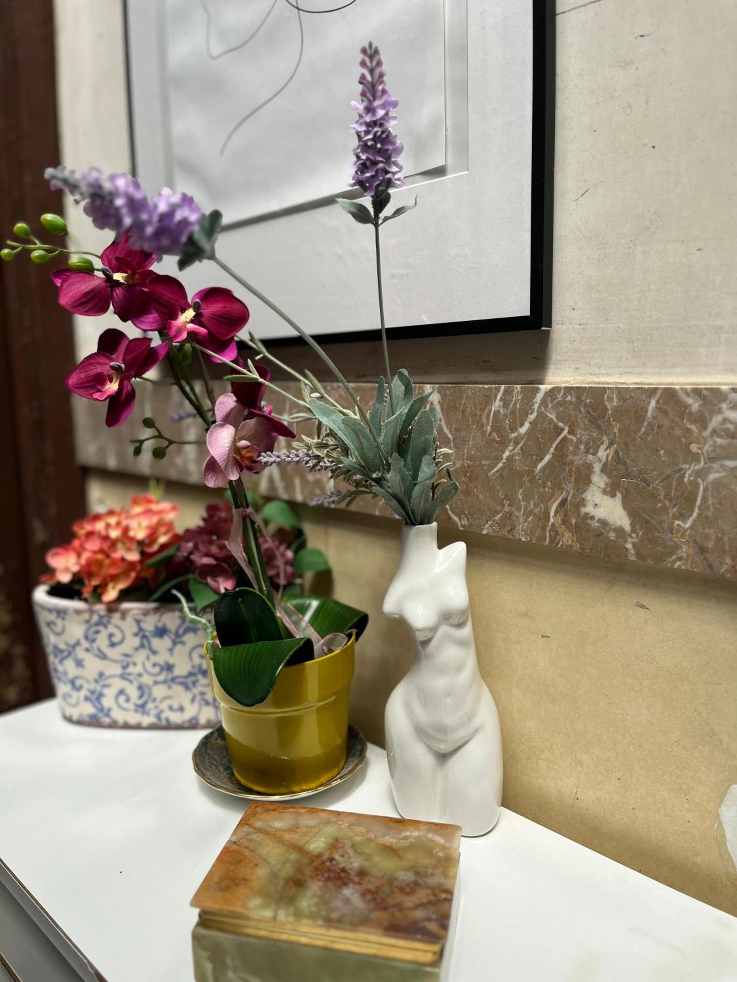 A Nicuzza Hotel Palermo Luaran gambar
