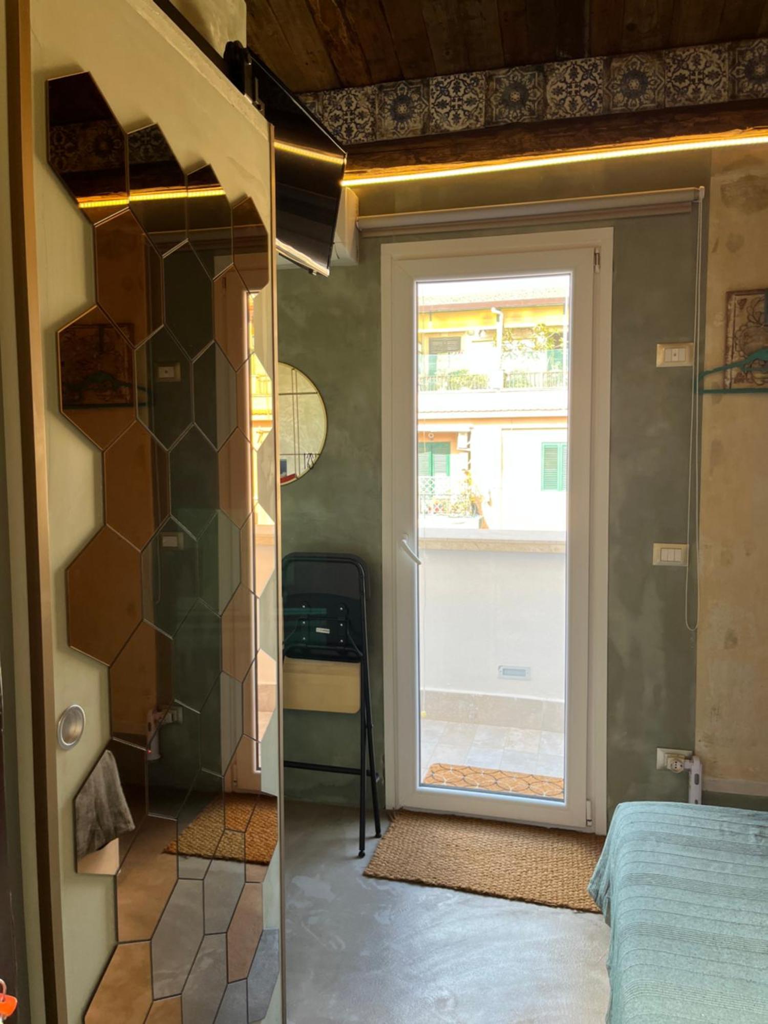 A Nicuzza Hotel Palermo Luaran gambar