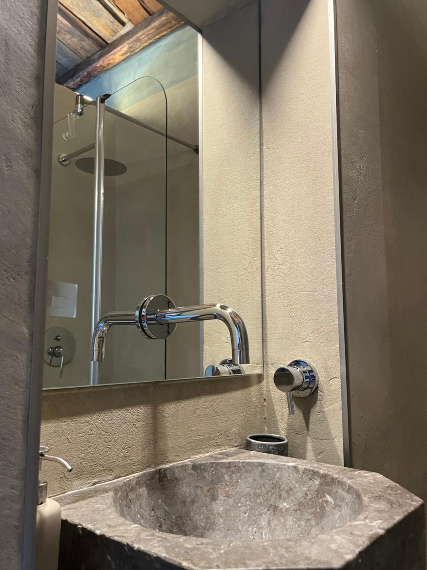 A Nicuzza Hotel Palermo Luaran gambar