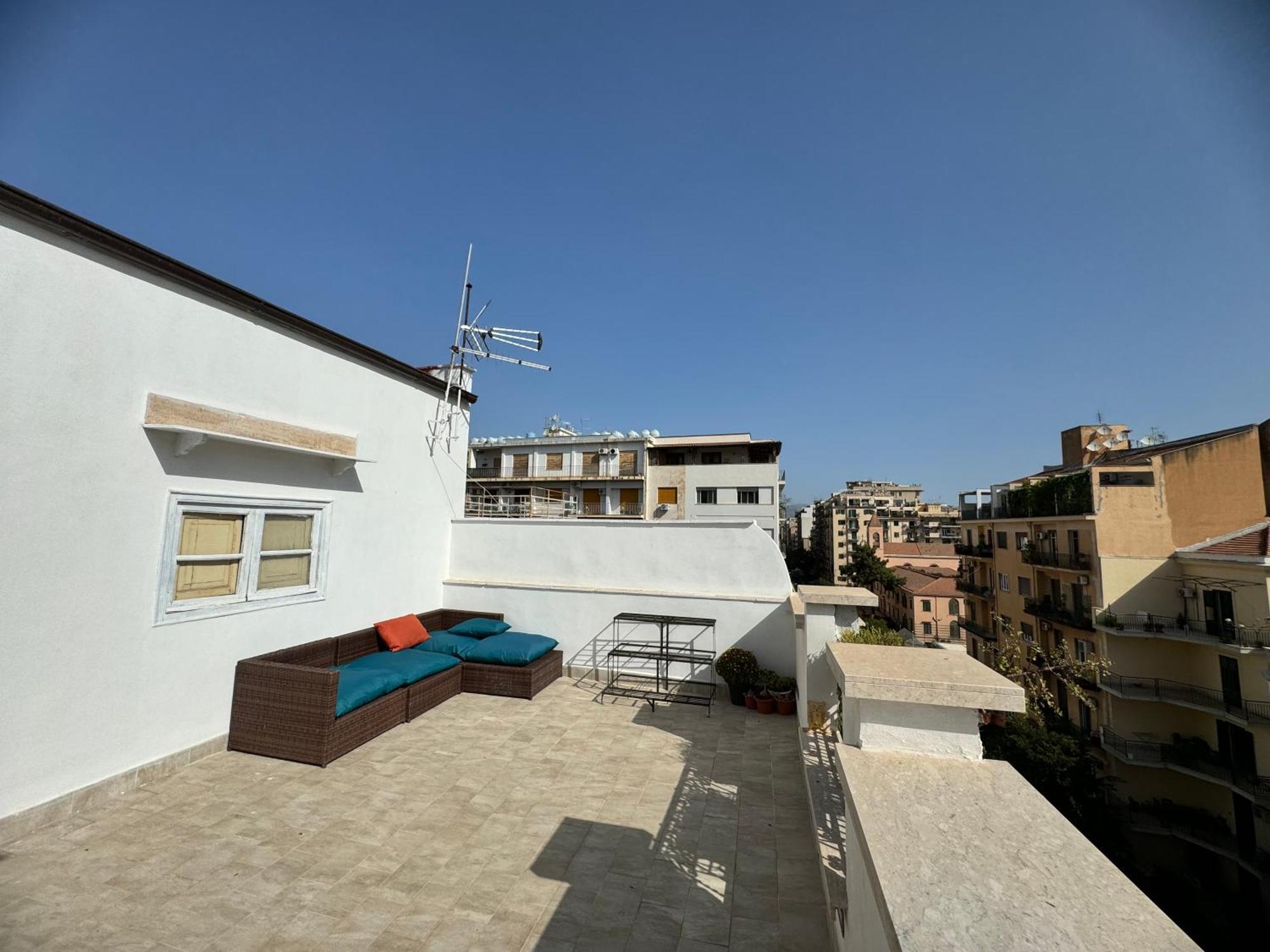 A Nicuzza Hotel Palermo Luaran gambar